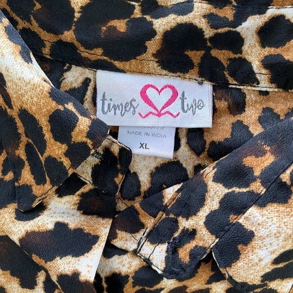 Times Two Maternity Blouse size XL (H) - Picture 5 of 9